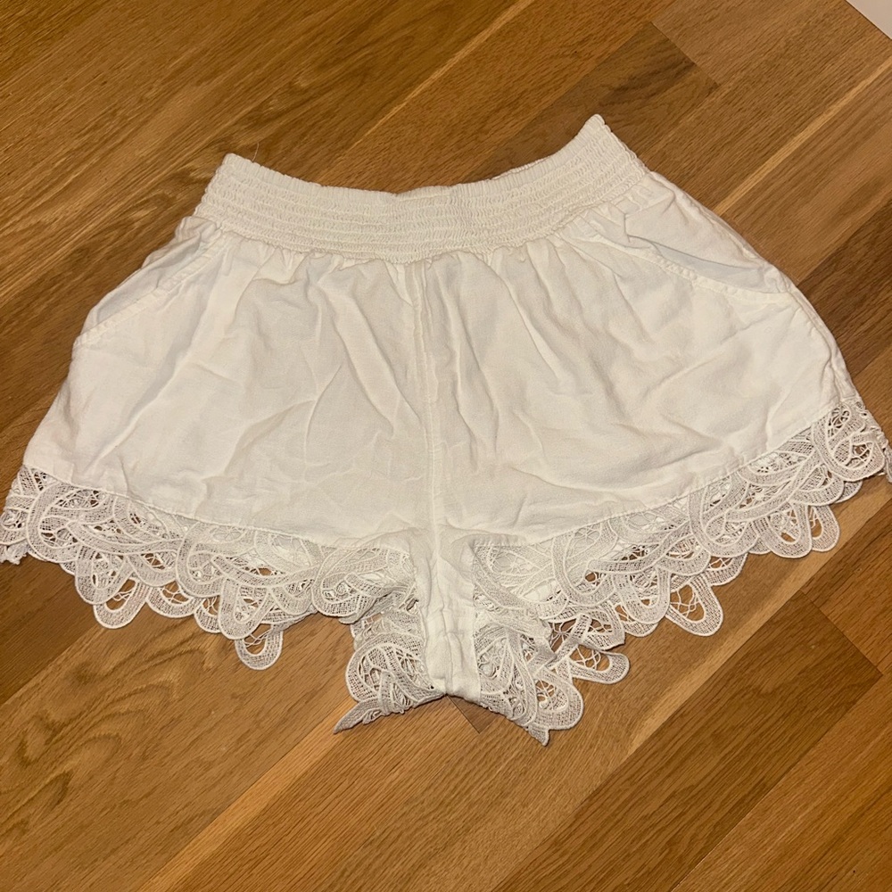 American Eagle Outfitters White Textured Shorts